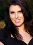 Click to view Hannah Garred